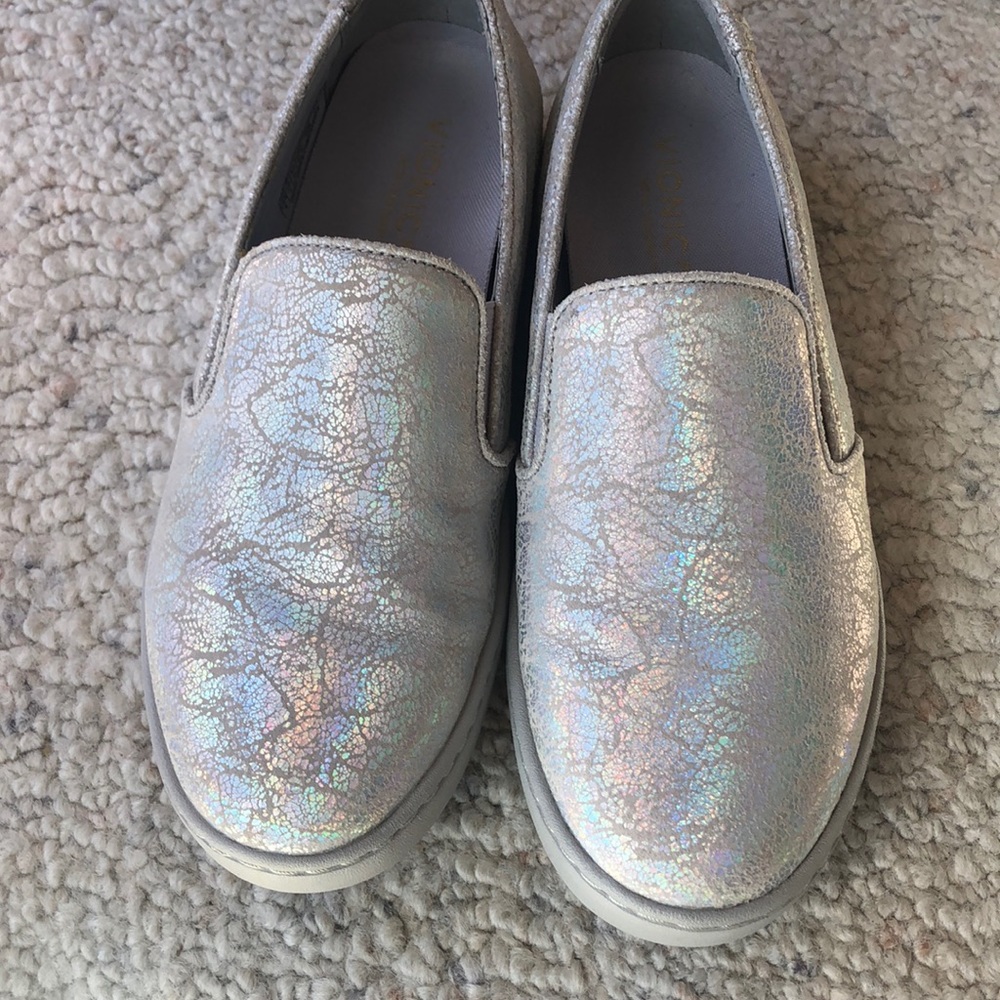 Vionic  Metallic